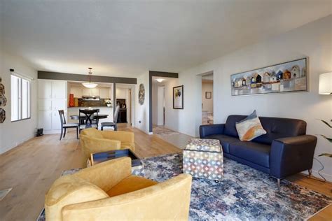 This is Downtown Portland. 14th floor 2 BDR/2 Bath - Condominiums for ...