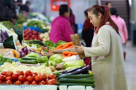 上海环球美食消费规模指数居全国第一！这场从味蕾到视觉的盛宴，带你足不出沪“赏味”全球美食_手机新浪网