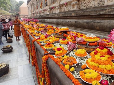 Bodhi Tree (Bodh Gaya) - What to Know Before You Go (with Photos ...