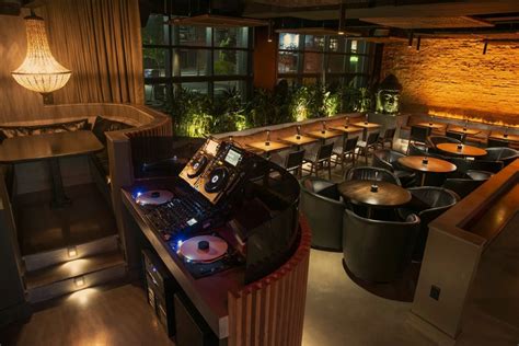 Gallery | Orosoko Sound Bar Charlotte Lounge & Dining