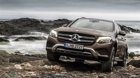 2016 Mercedes-Benz GLC-Class GLC 250d 4MATIC (Citrine Brown Magno, Offroad Line) - Front | HD ...