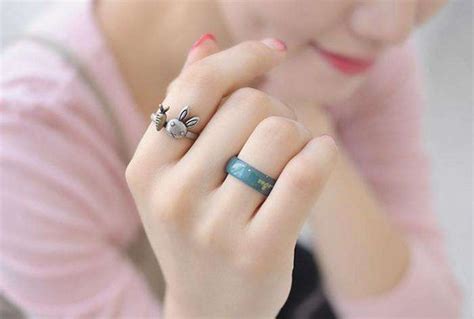 女士单身戒指戴哪个手指 - 中国婚博会官网