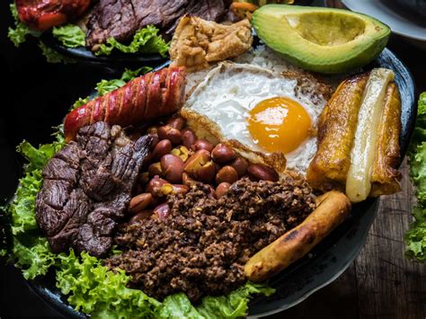 Colombian Food: 28 Traditional Dishes to try in Colombia or at home ...
