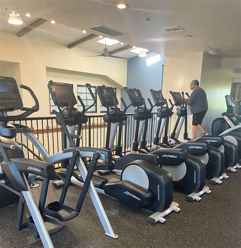 6 Reasons why gyms in Santa Clarita aren't the right choice for you