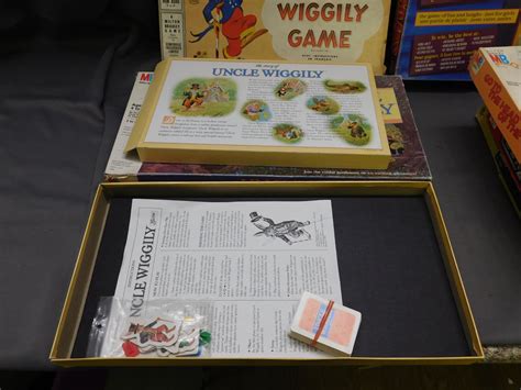 Lot of 8 Vintage Board Games Kids Theme Uncle Wiggily, Donald Duck ...