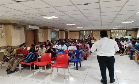 Best ECE Engineering College in Chennai | Meenakshi College