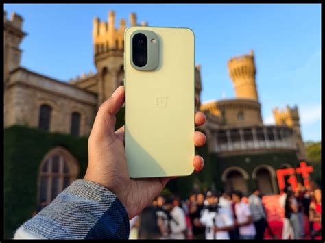 OnePlus 15R First Sale in India: How to Claim Lifetime Display Warranty ...