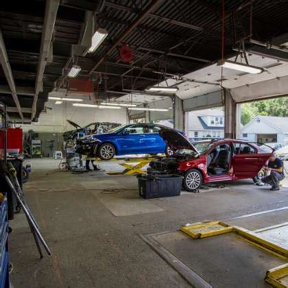 The Collision Centers Office Photos