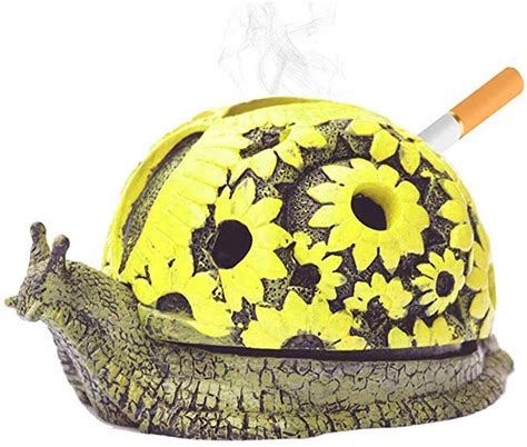 Buy Personality Resin Snail Ashtray with Lid Animal Cigarettes Ash Tray ...