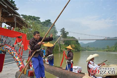 责任关爱行丨平寨码头“赛龙头” 独木龙舟竞技巴拉河-贵州旅游在线