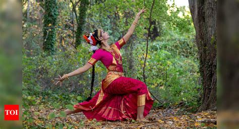 Danseuse Jishna Ganguly to perform her first solo Kuchipudi dance ...