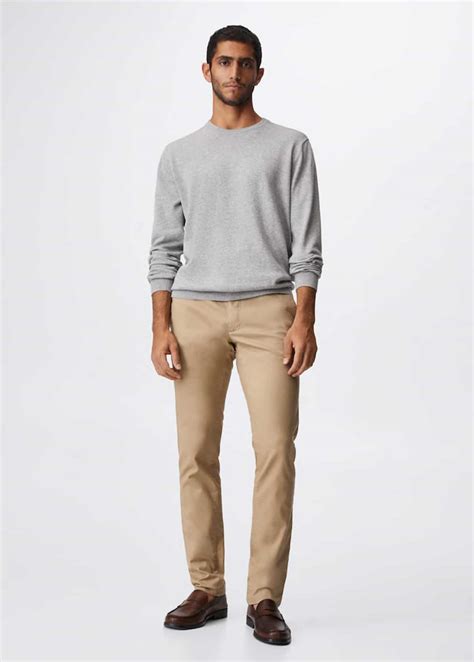 What Color Shirt Goes With Khaki Pants? Foolproof Guide For Men