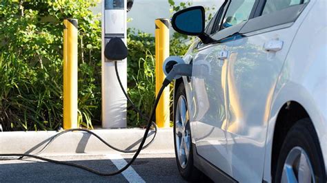 Electric vehicles supply chain - New opportunities | DSV India