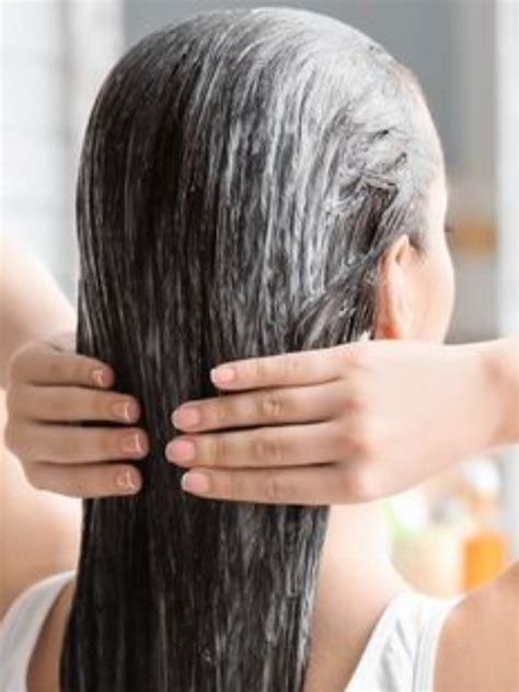 Bookmark this step-by-step Korean haircare routine for humid weather ...