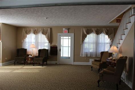 MABERRY FUNERAL HOME - Updated January 2026 - 52 Photos - 367 S Locust ...