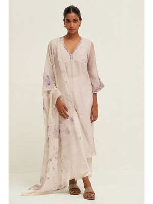 Buy Ganga Fashions Lily White and Fair Orchid Bemberg Silk Kurta Pant ...