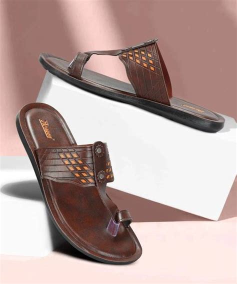 Paragon Footwear - Upto 50% to 80% OFF on Paragon Sandals & Chappals ...