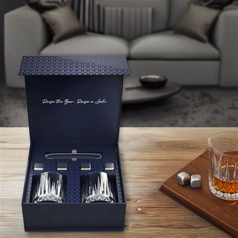 Whiskey glass and stone set ( With Gift Box ) – Saki Experience