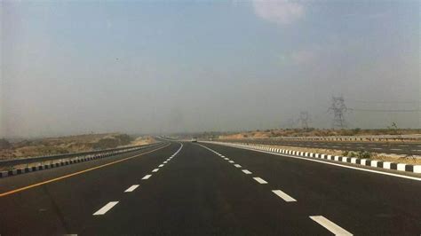 Green Field Expressway: यूपी में बनने वाला है 65KM लंबा 4 लेन ...