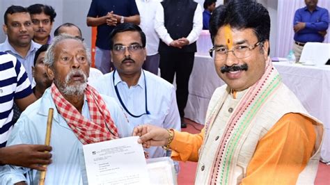 ରାଜଧାନୀରେ ୧୧୬ ବସ୍ତି ବାସିନ୍ଦାଙ୍କୁ ମିଳିଲା ଘର - Odisha Reporter