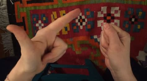 How to Multiply Using Hands 的图像结果