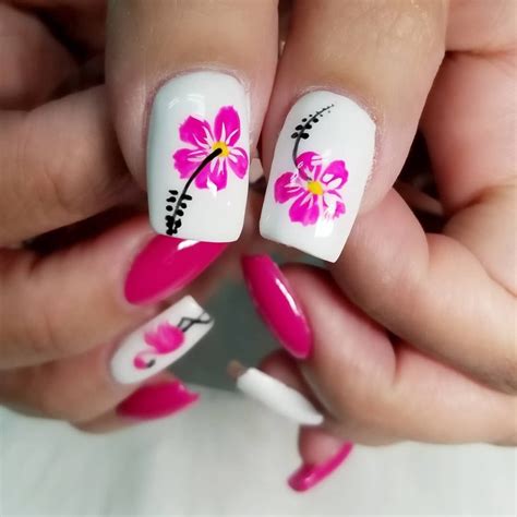 Pink nails. Hawaiian nails | Hawaiian flower nails, Tropical flower ...