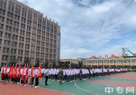 菏泽市凌云建设职业中等专业学校是公办还是民办学校？|中专网