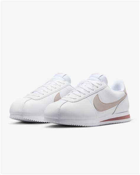 Nike Cortez Leather Women's Shoes. Nike IN