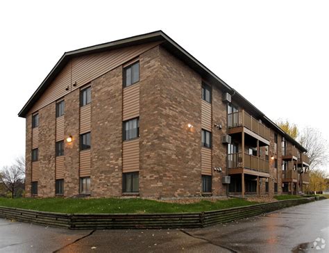 Washington Place Apartments - 1420 Washington Memorial Dr, Saint Cloud ...