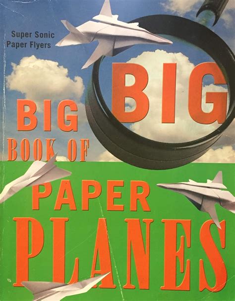Big Big Book of Paper Planes: Thang Yang: 9781594120534: Amazon.com: Books