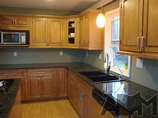 Countertops No Backsplash by Installing River Pebble Backsplash Countertops No Backsplash