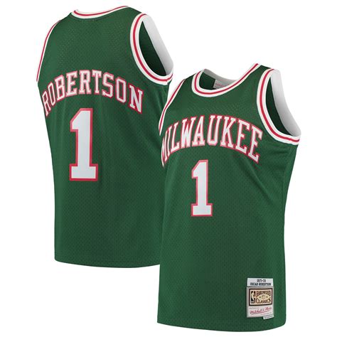 Men's Milwaukee Bucks Oscar Robertson Mitchell & Ness Green 1971/72 ...