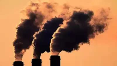 Fossil fuel use, emissions hit records in 2023, report says - Times of ...
