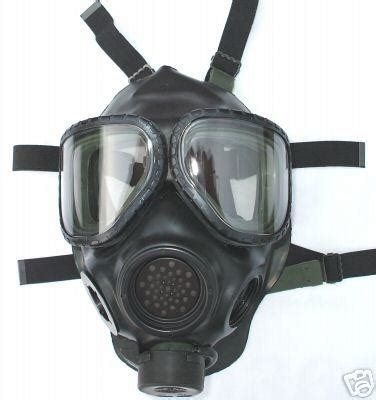 M40 Pro Gas Mask,US Army size: Med. with lots of extras | #31490108