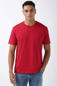 PETER ENGLAND Solid Men Round Neck Red T-Shirt - Buy PETER ENGLAND ...