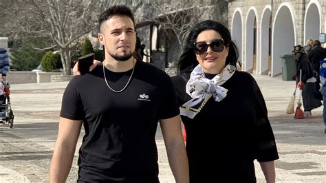 Dragana Mirković zasijala na venčanju sina Marka: Pogledajte haljinu ...