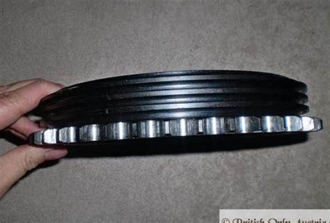 BSA Kettenrad/Ritzel mit Bremstrommel gerippt 42Z. Gold Star, Rocket ...