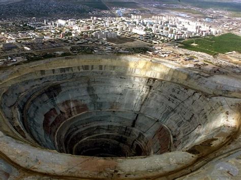 The Biggest Man-Made Hole on Earth: Russia’s Kola Borehole