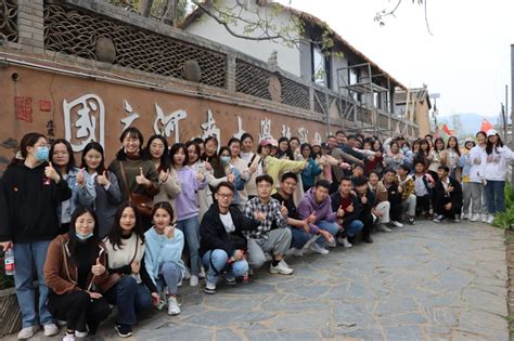 《食堂招商》三万人大学餐厅门口，水吧，理发店，水果店，干果店 - 知乎