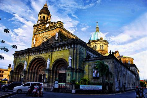 Travel Thru History Manila: Razed and rebuilt