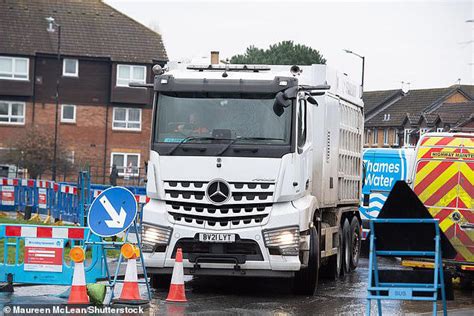 Thames Water seeks £3bn bailout to avoid administration