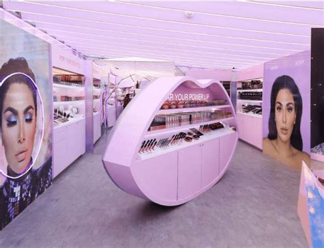 Retail Shop Design 的图像结果