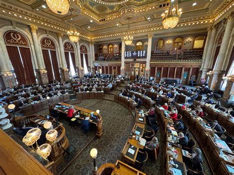 Republicans maintain House seat in Iowa special election victory
