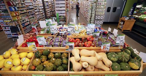 Iowa's 1st Natural Grocers set to open