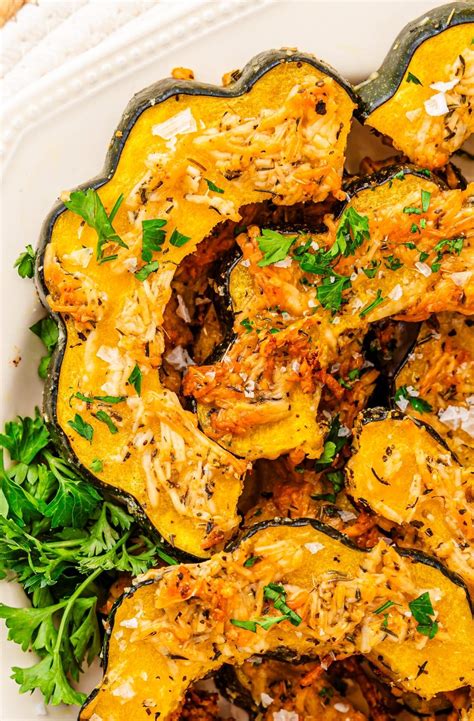 Roasted Acorn Squash - xoxoBella