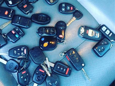 Auto Key FOB Programmers Near Me 的图像结果