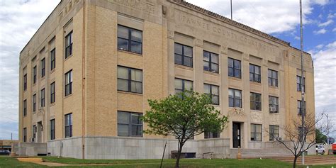 County Offices | Pawnee County, OK - Contact Information for Courthouse ...