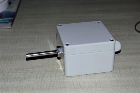 Signal Isolator - Humidity Transmitters Manufacturer from Pune