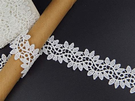 JoJo Creations White Laces for All Types of Fabrics (GPO Flower Moti) 3 ...