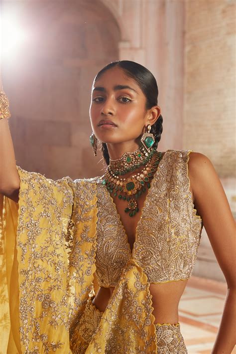 Taara Pearl Lehenga – Mrunalini Rao